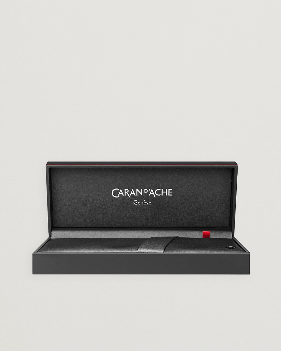 Caran d' Ache Ecridor Retro Fountain Pen Platinum Coated