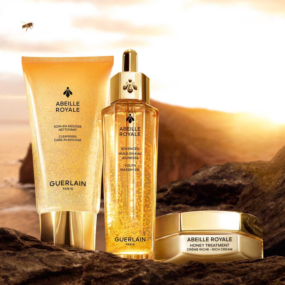 GUERLAIN ABEILLE ROYALE CLEANSING CARE-IN-MOUSSE - 175ml