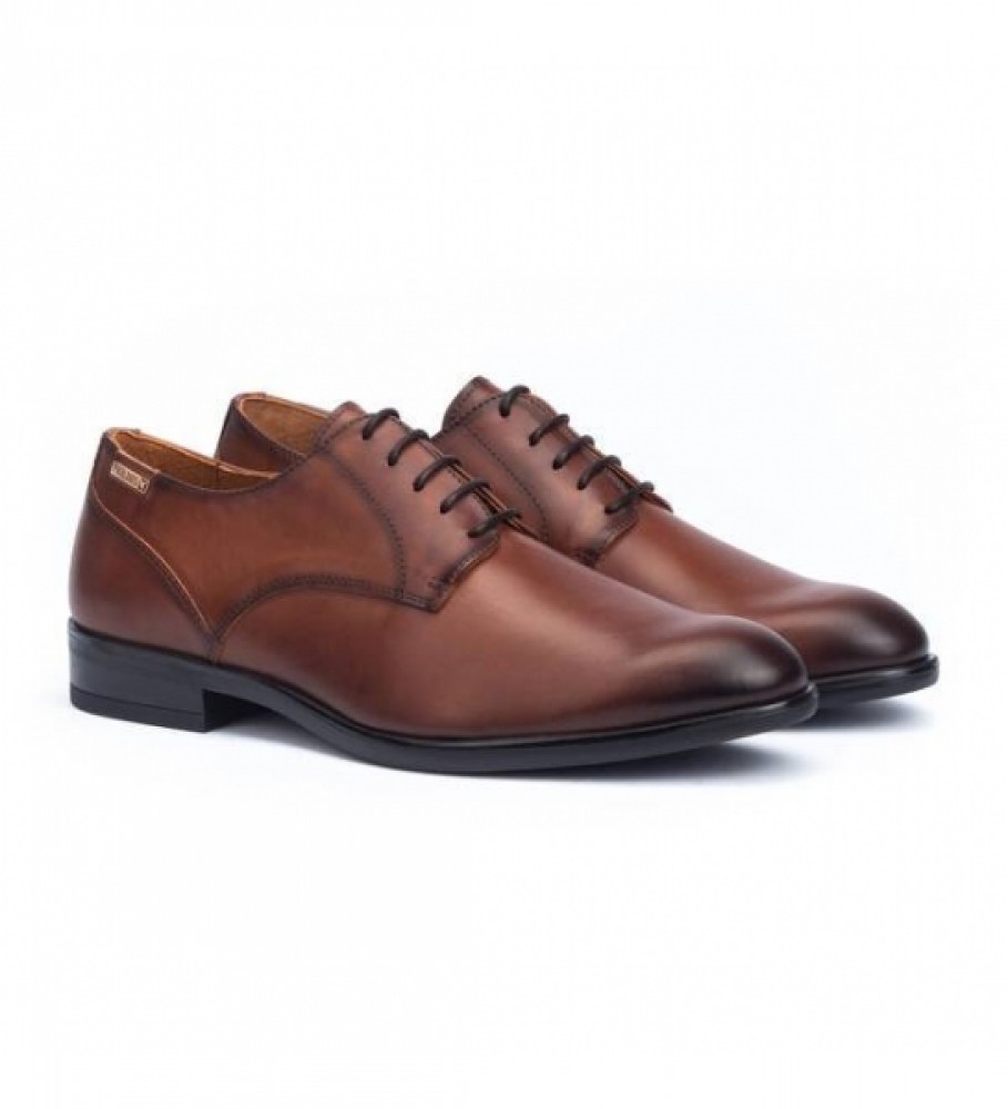 Sapatos Pikolinos Bristol em couro marrom
