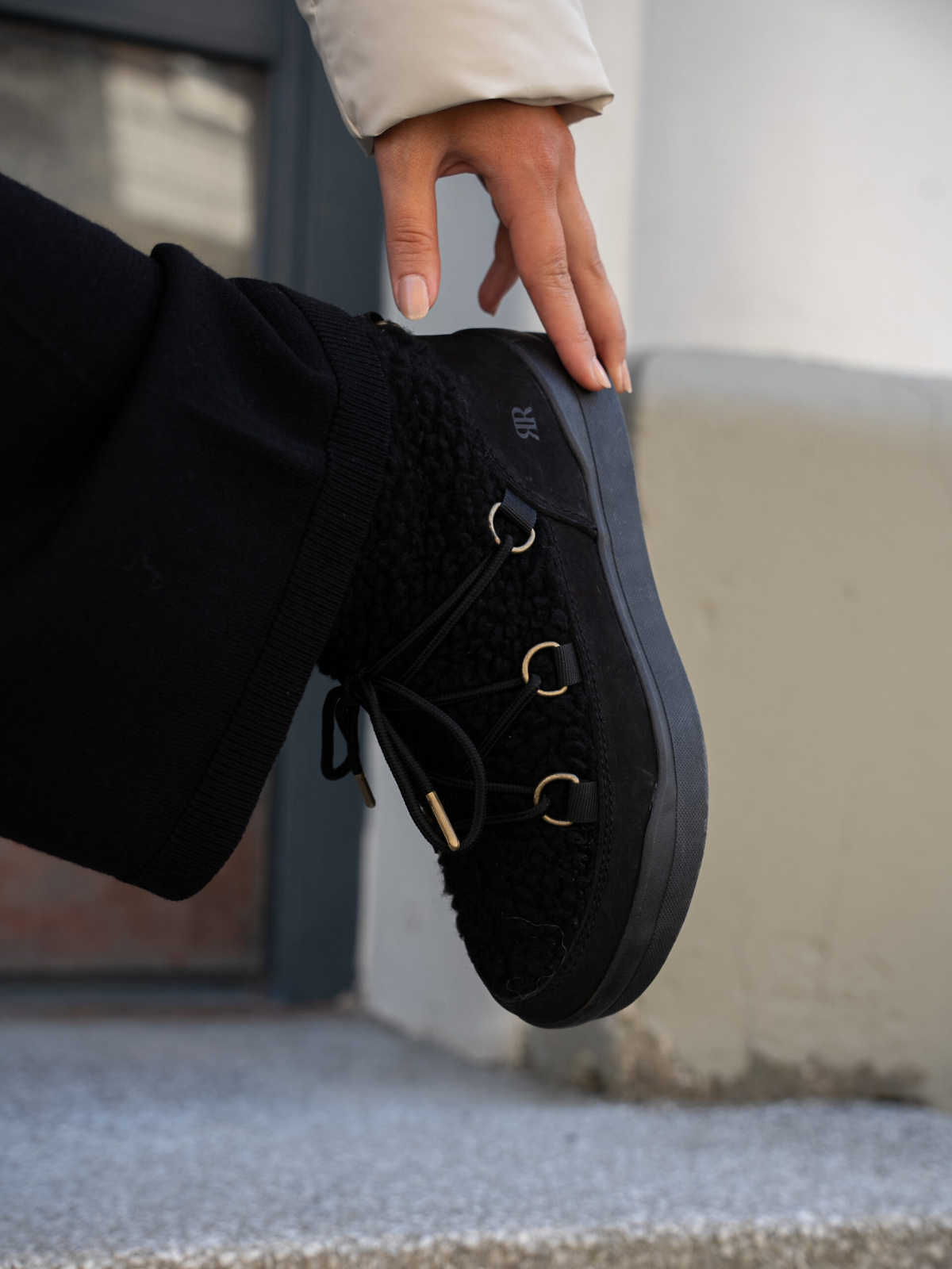 Cortina II Black - Trapes Sko