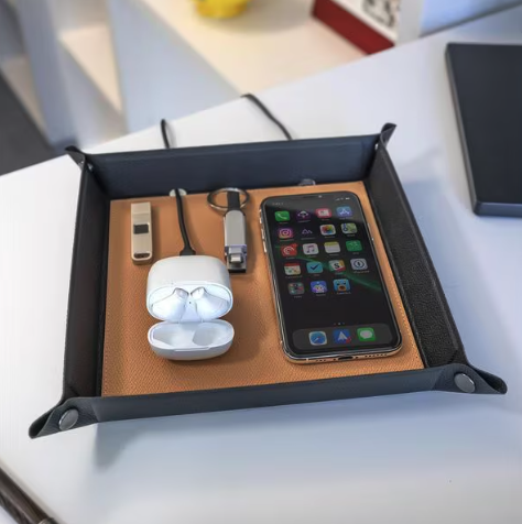 (15W) USB C Qi Wireless Charging Ladestation SmartTray Ladematte (4s541637) - Schwarz