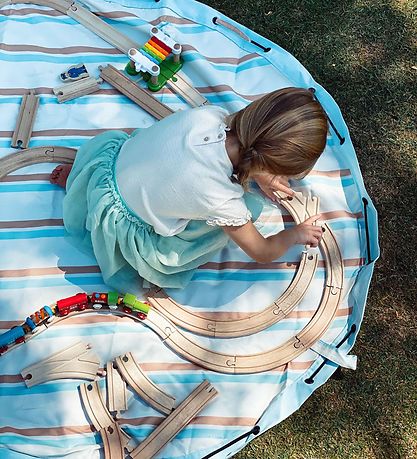 Play&Go Leget?jst?ppe - Outdoor - ?140 cm - Stripes