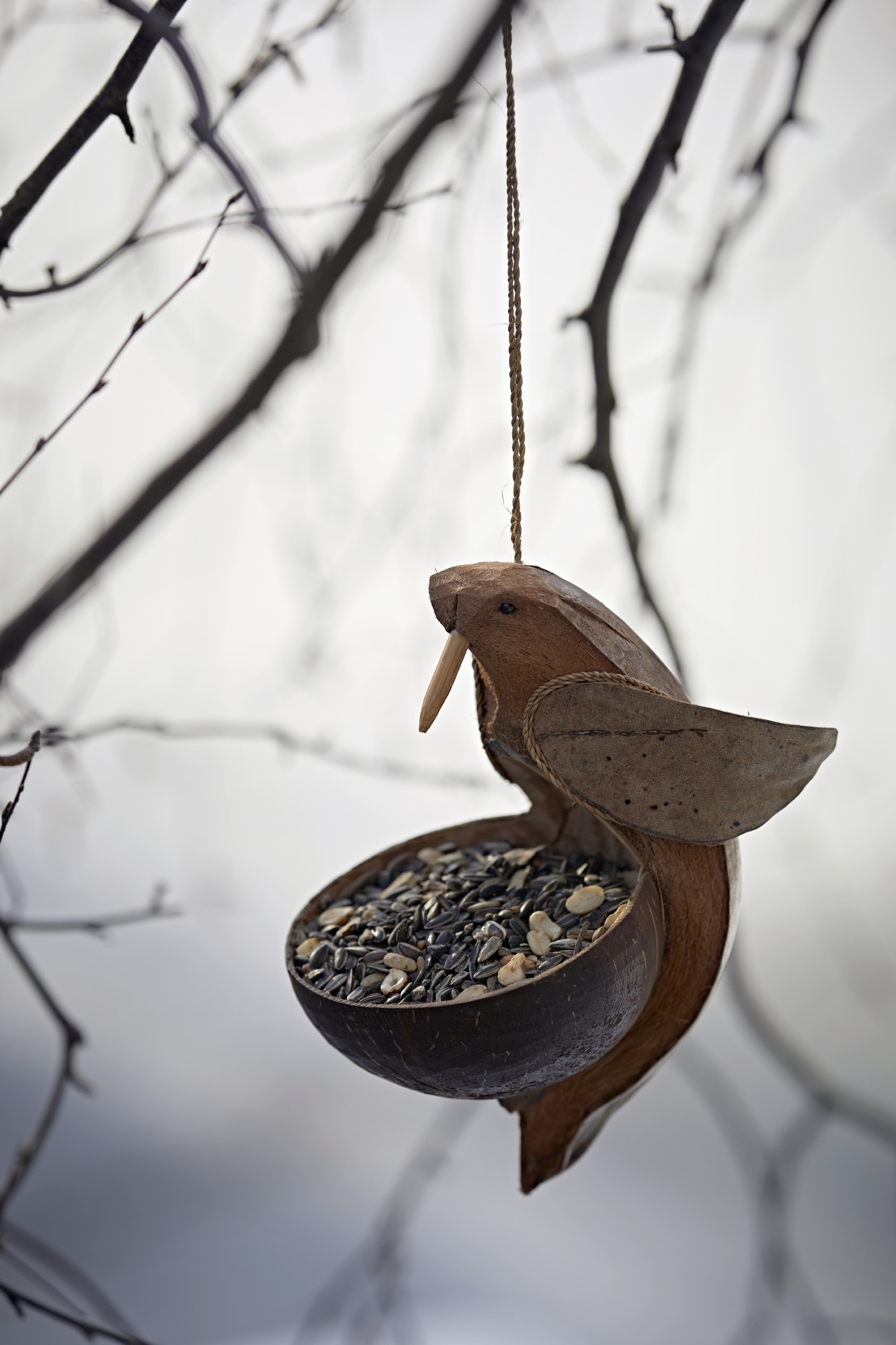 Vogelfutterschale, aus Kokosnuss geschnitzt, H 22 cm, Ø 16 cm günstig bestellen