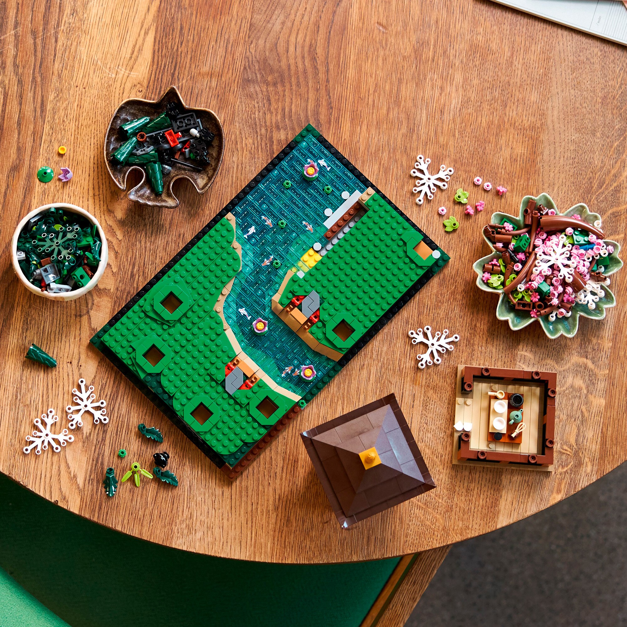 LEGO Konstruktionsspielzeug Icons Garten der Stille