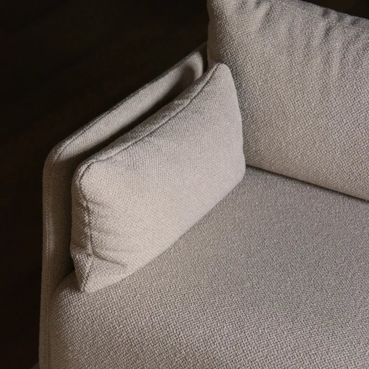 Audo - Offset Sofa, 2-Sitzer, gold (Audo Bouclé 06)