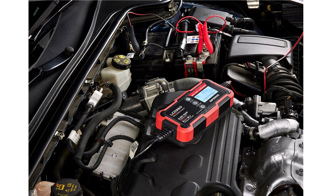 Inferno LCD360 6/12V 1.0/3.5A Batterilader