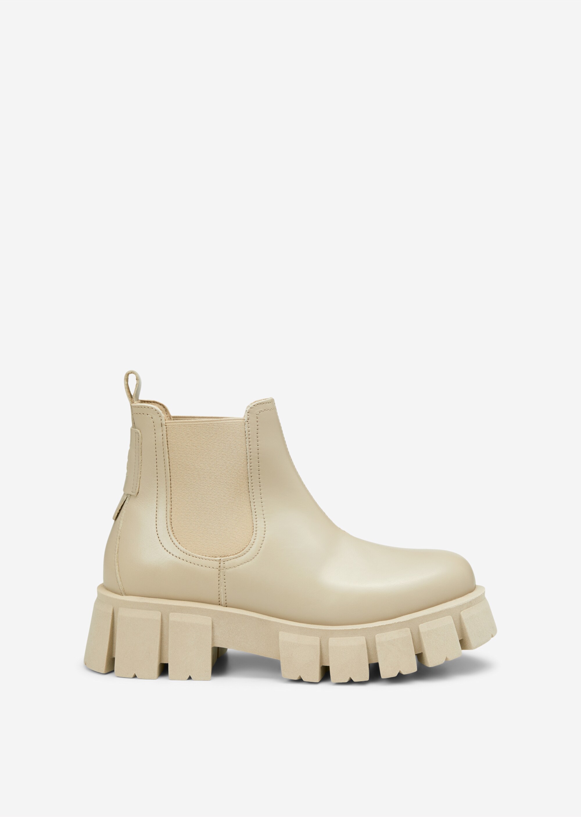 Bulky Chelsea-Boot mit starkem Profil