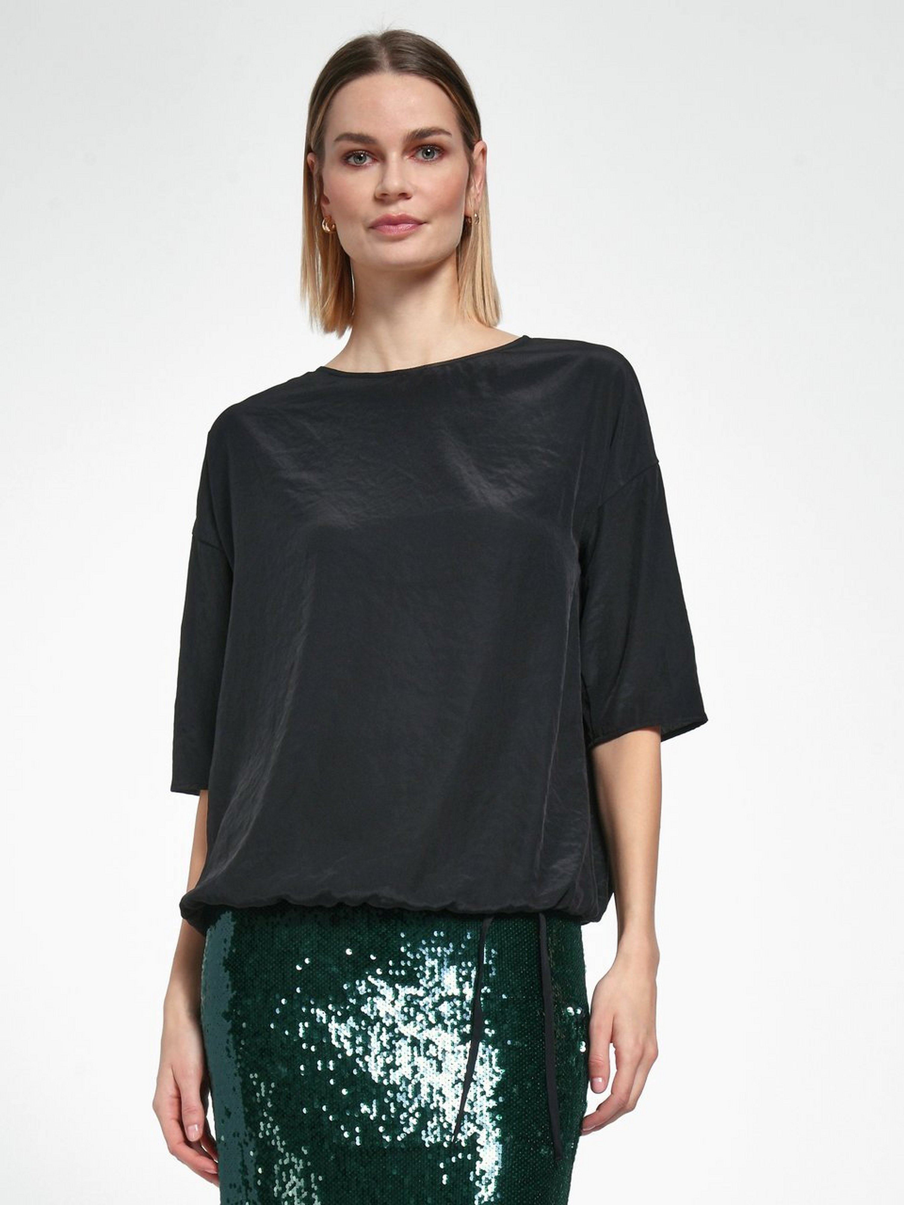 Bluse mit überschnittener Schulter
