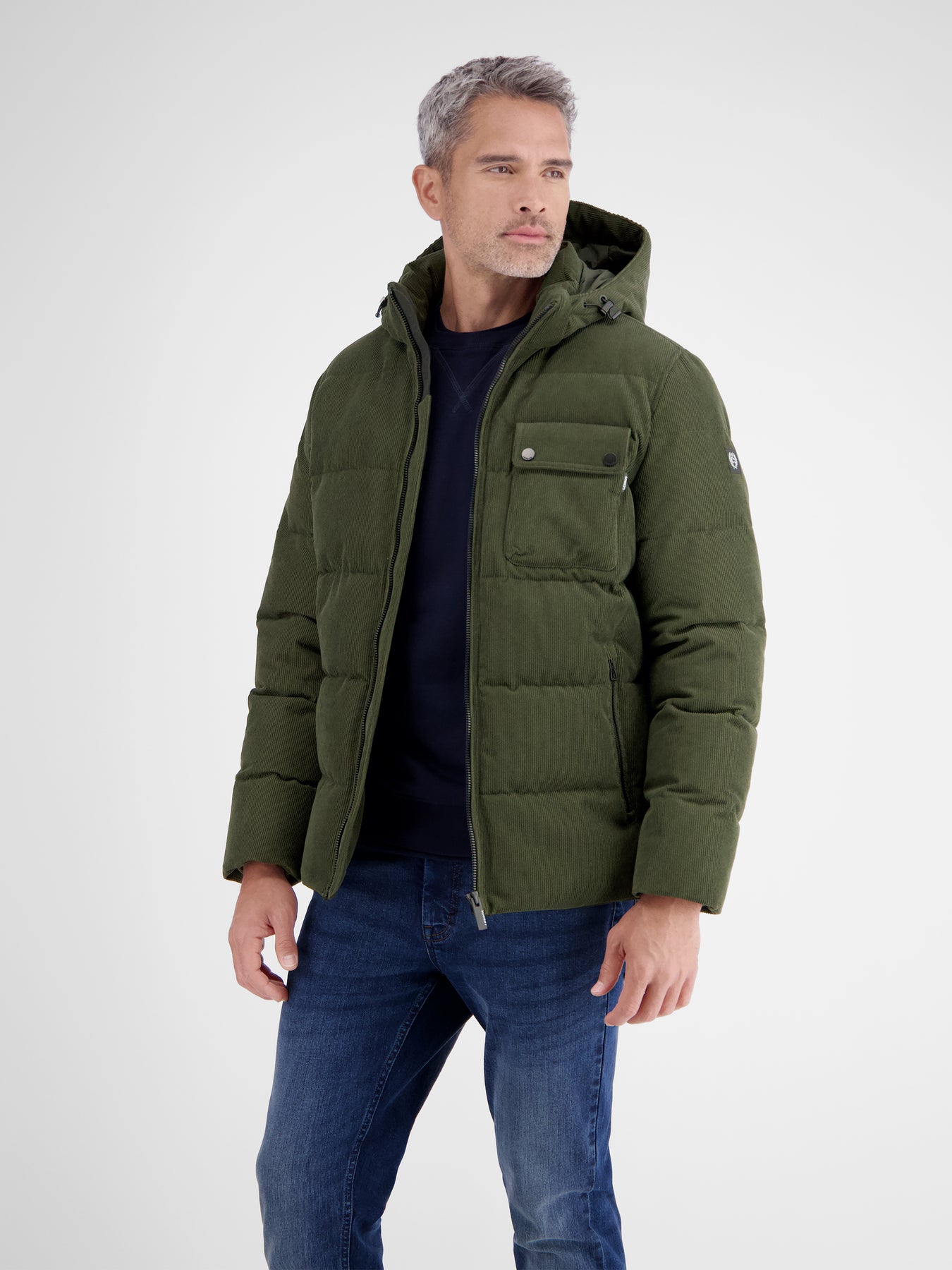 Herren Steppjacke in funktionaler Cord-Optik