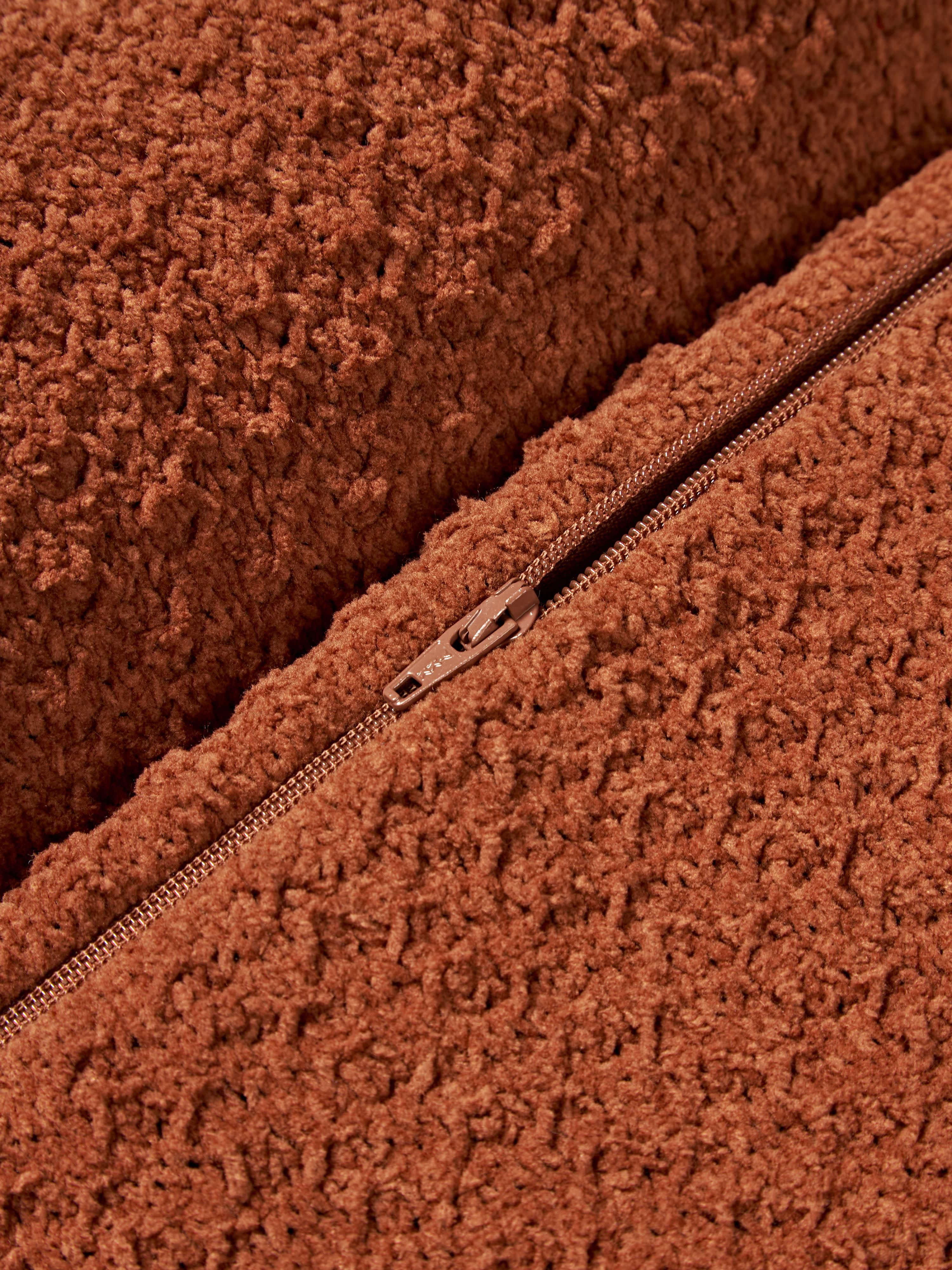 Zacht gebreide chenille kussenhoes Everly