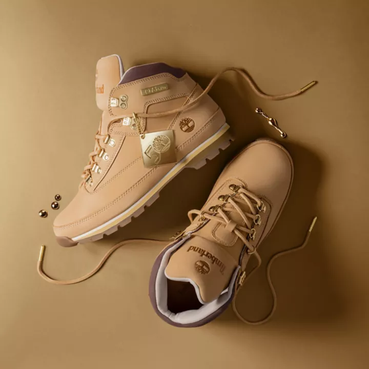 Bota Timberland 50th Edition Butters Euro Hiker Mid de Couro para Homens na cor Golden Butter
