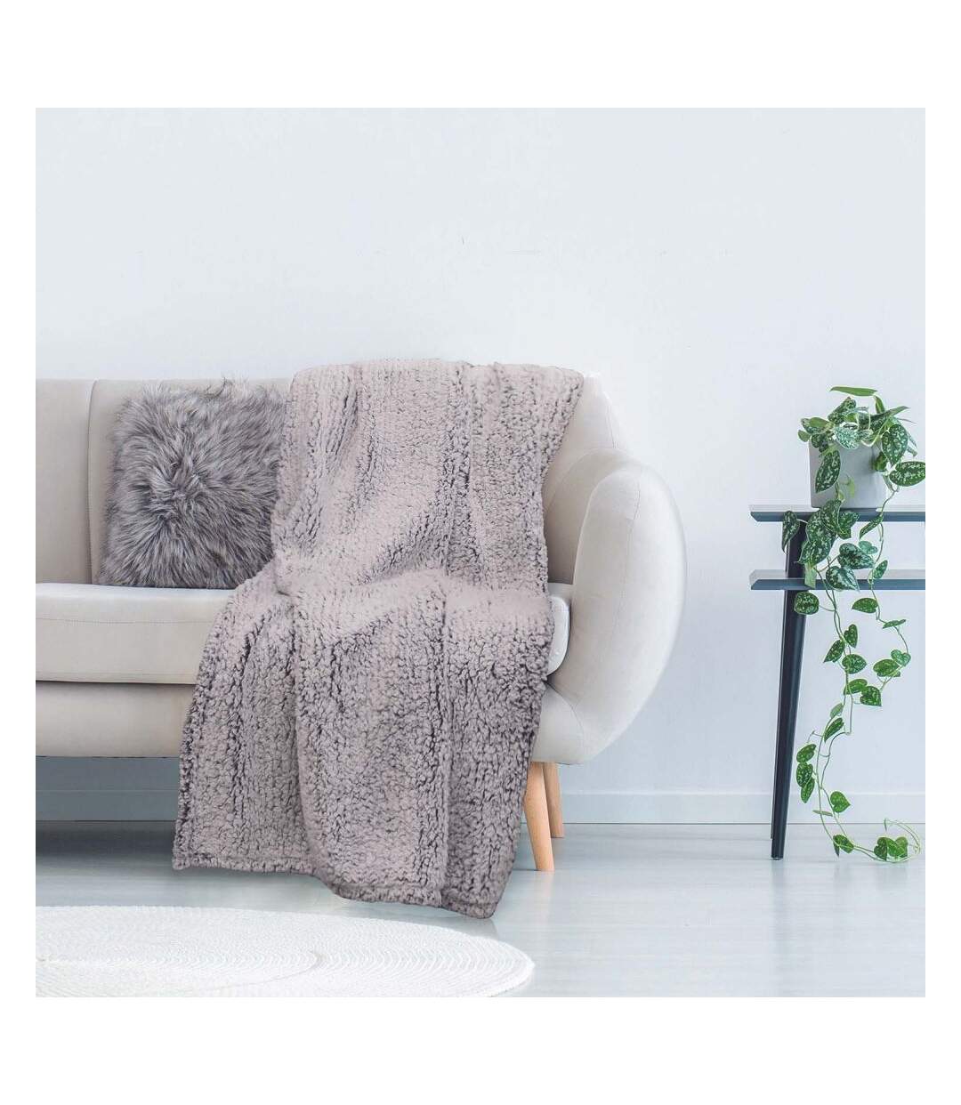 Plaid en sherpa gris 120 x 150 cm
