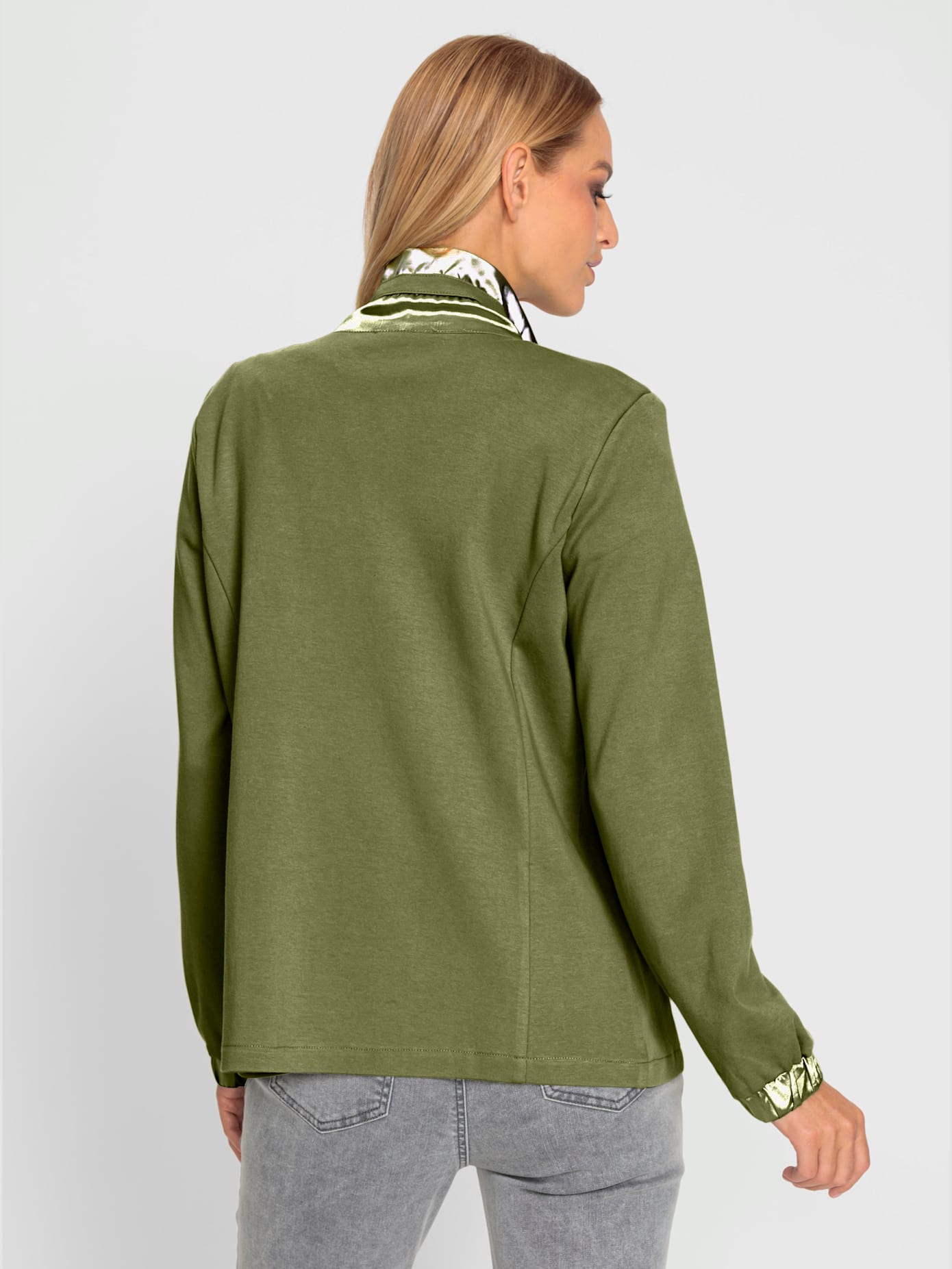 Veste légère satin brillant