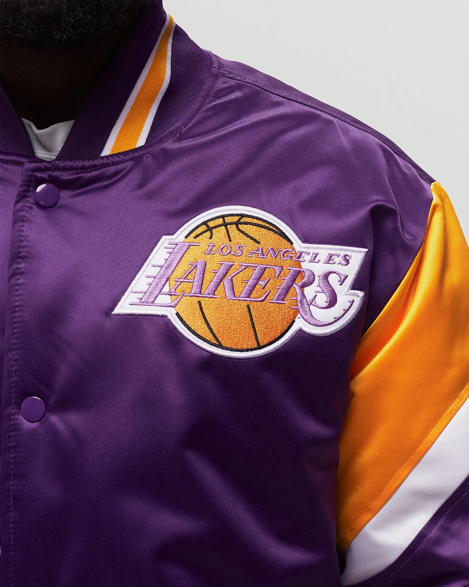 Mitchell & Ness NBA HEAVYWEIGHT SATIN JACKET LOS ANGELES LAKERS