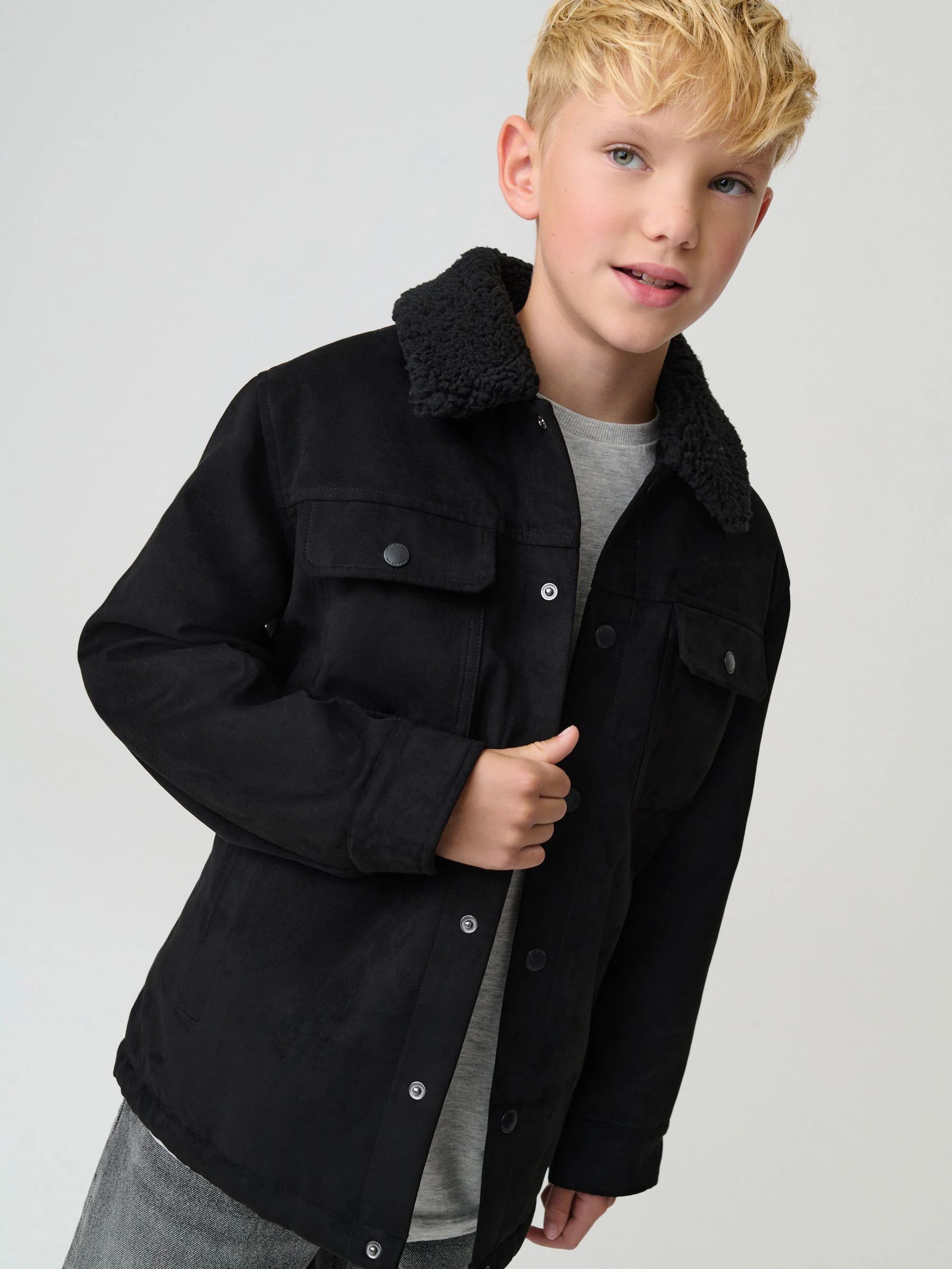 Zwart - Suede Shacket (3-16yrs)