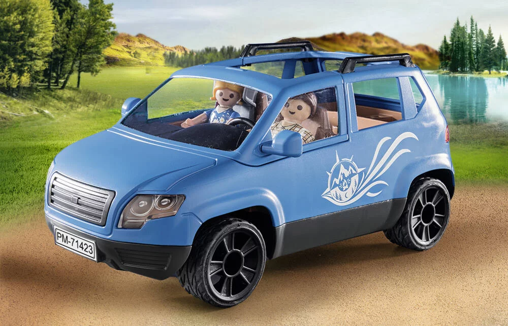 FAMILLE AVEC VOITURE ET CARAVANE 71423