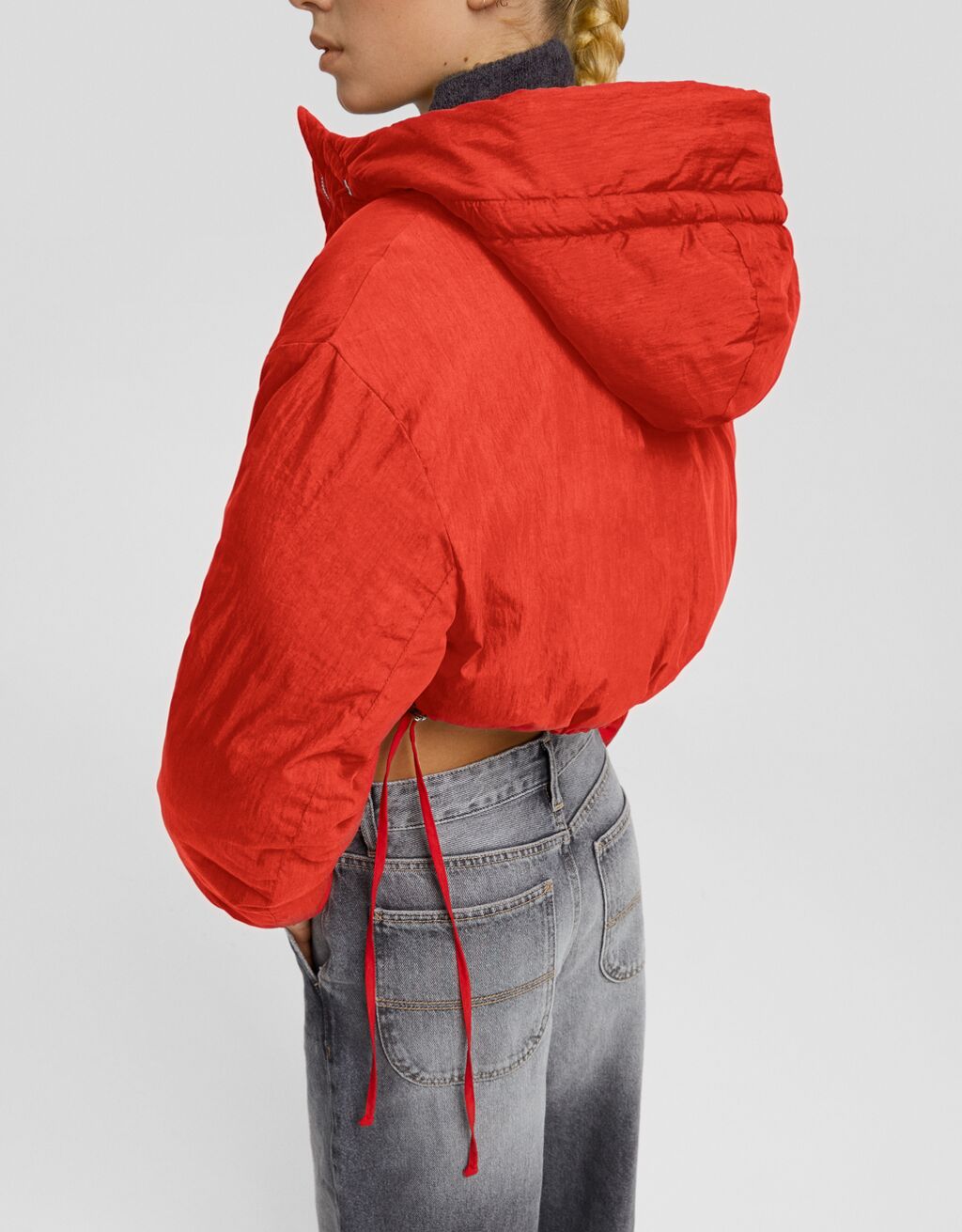 Jaqueta puffer com capuz