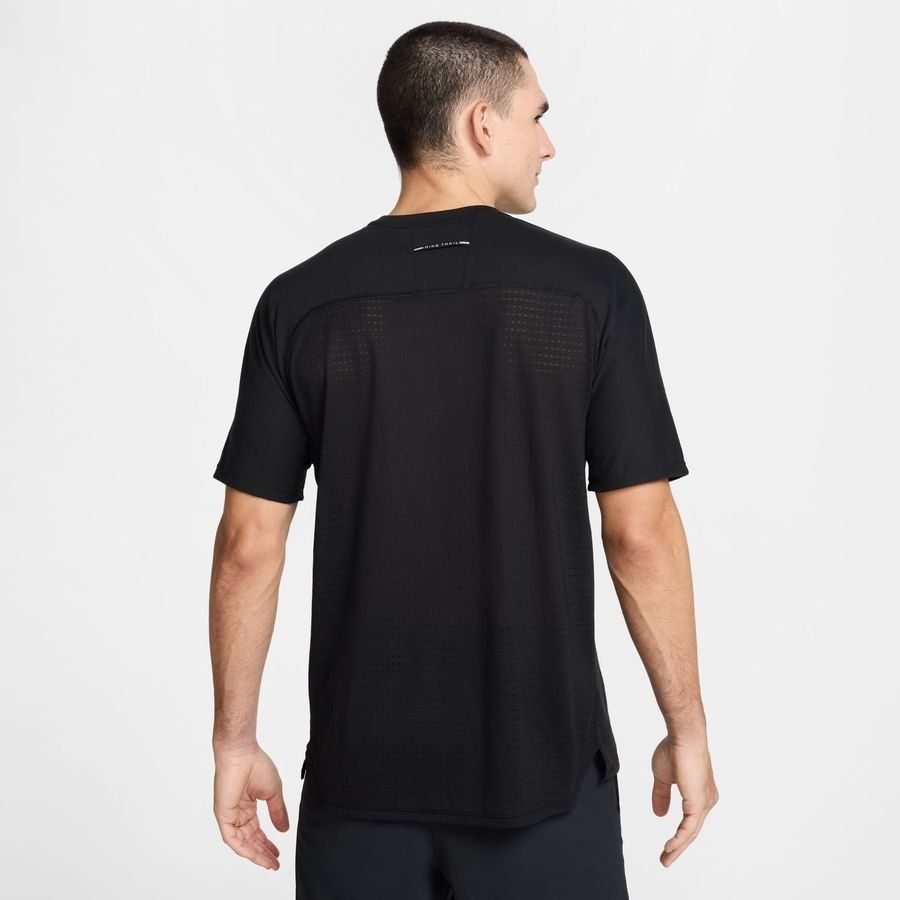 Nike T-shirt Running Dri-FIT ADV Solar Chase - Noir