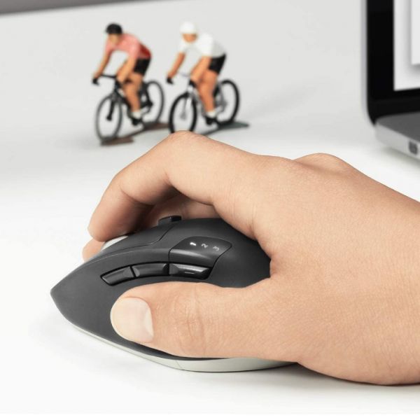 Logitech M720 Triathlon 2.4GHZ Wireless Mouse