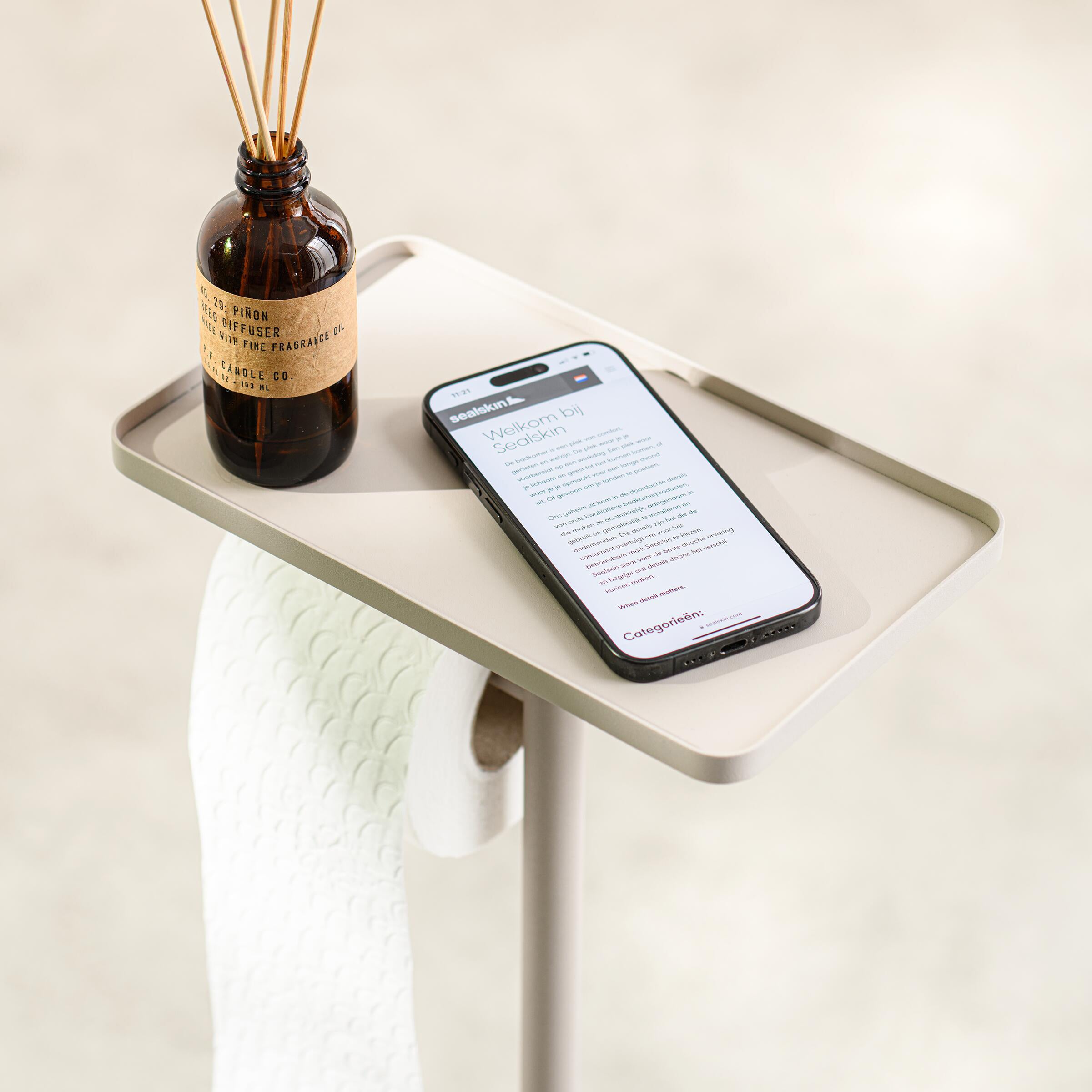 Sealskin Brix Toiletbutler met Planchet - Greige