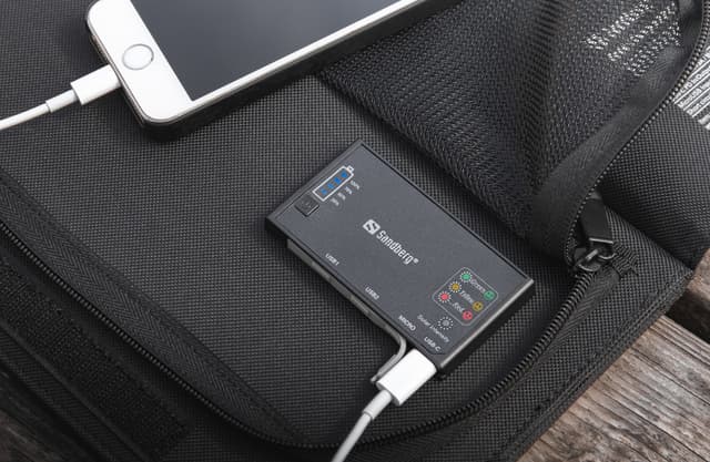 Sandberg Solar 3-panel oplader med powerbank
