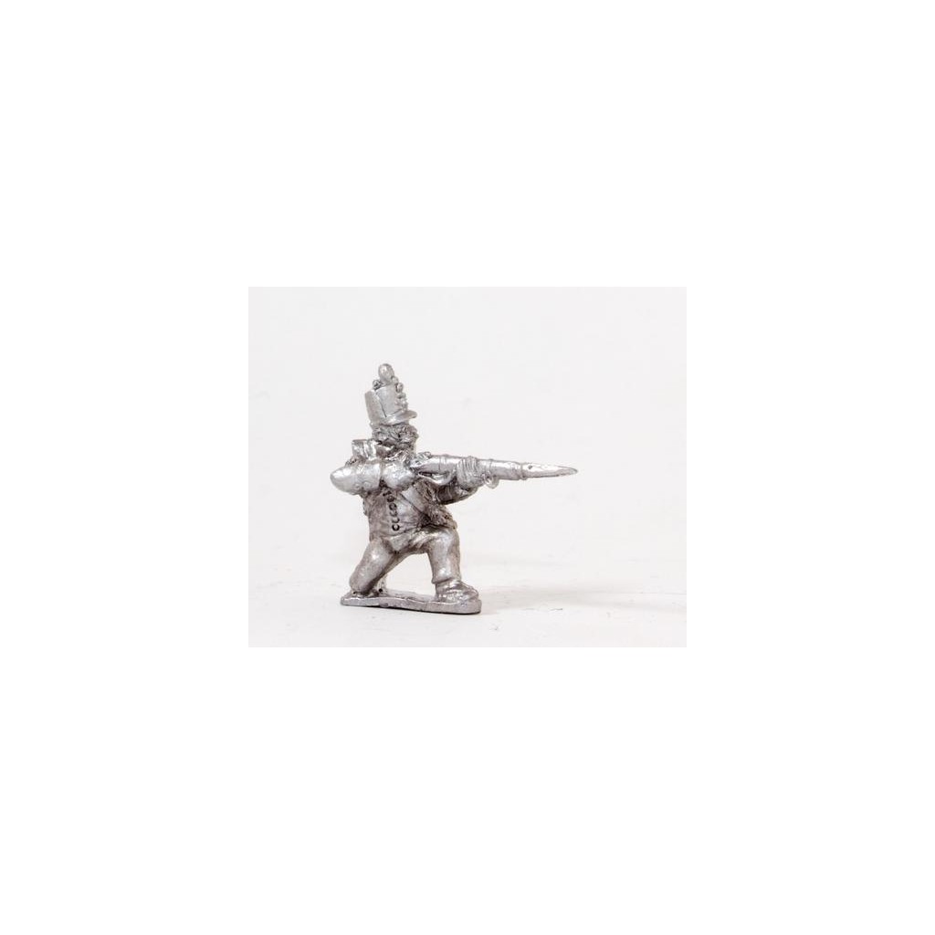 Spanish Infantry 1810-1815: Grenadier or Chasseur in British style uniform, kneeling, firing