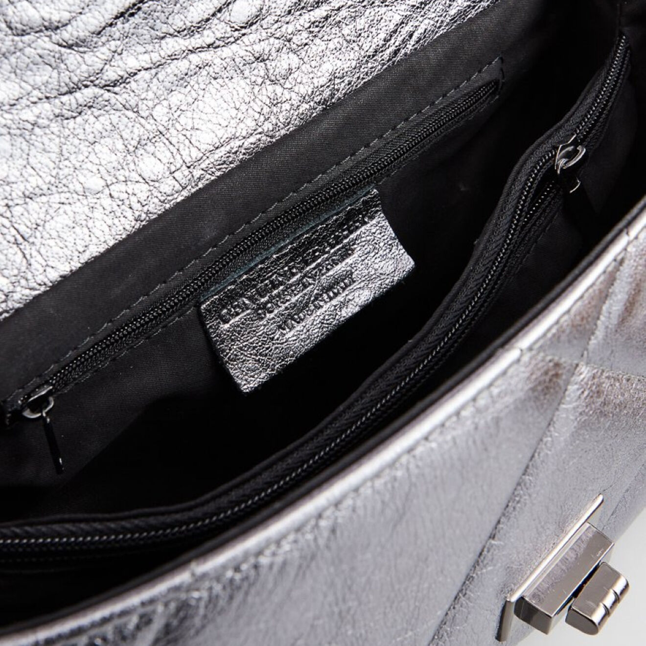 Christian Laurier Sac bandoulière en Cuir Lena argenté foncé - 27x15x8 cm