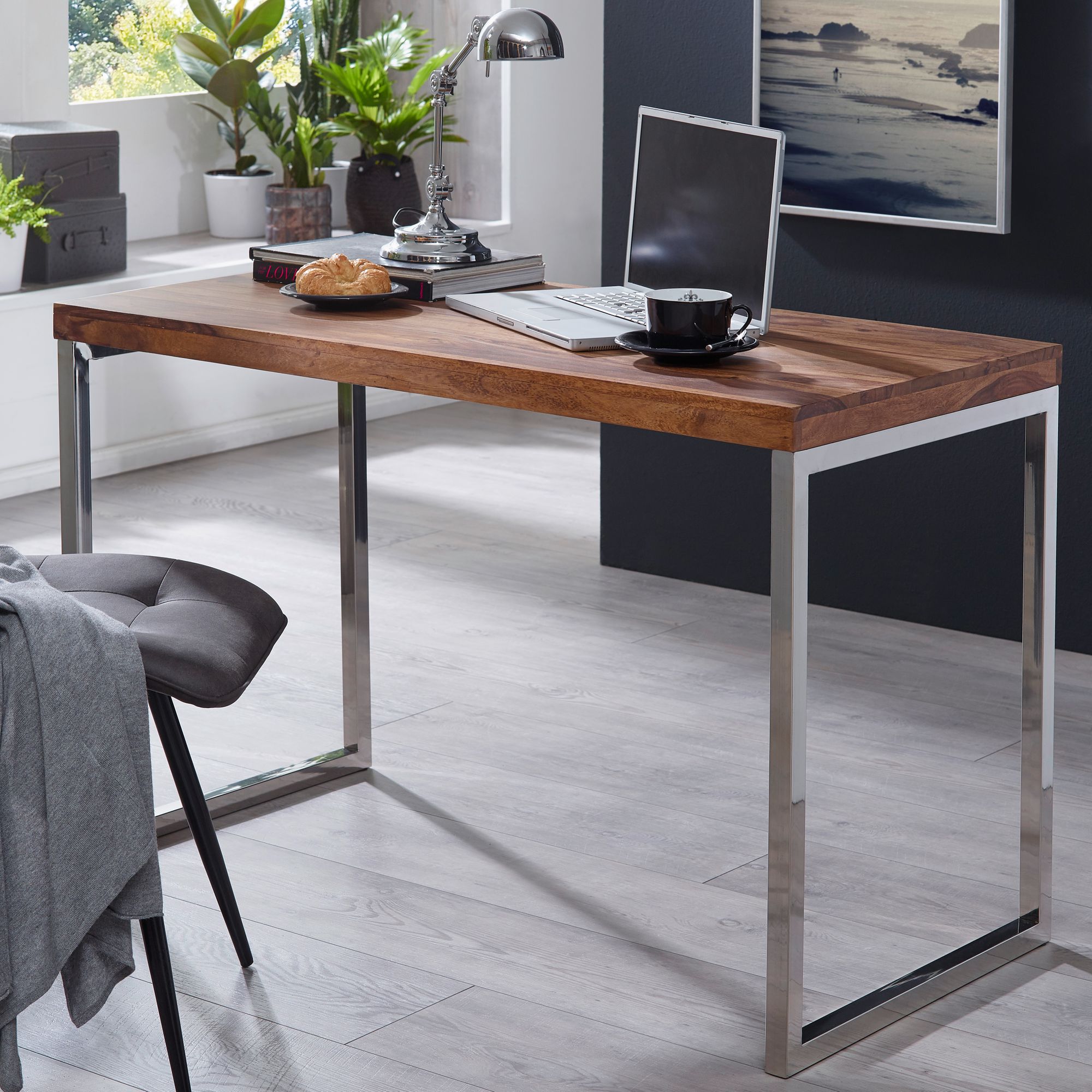 KADIMA DESIGN Schreibtisch ISEN: Massivholz, Landhausstil, verchromtes Metallgestell, 50 kg Belastung