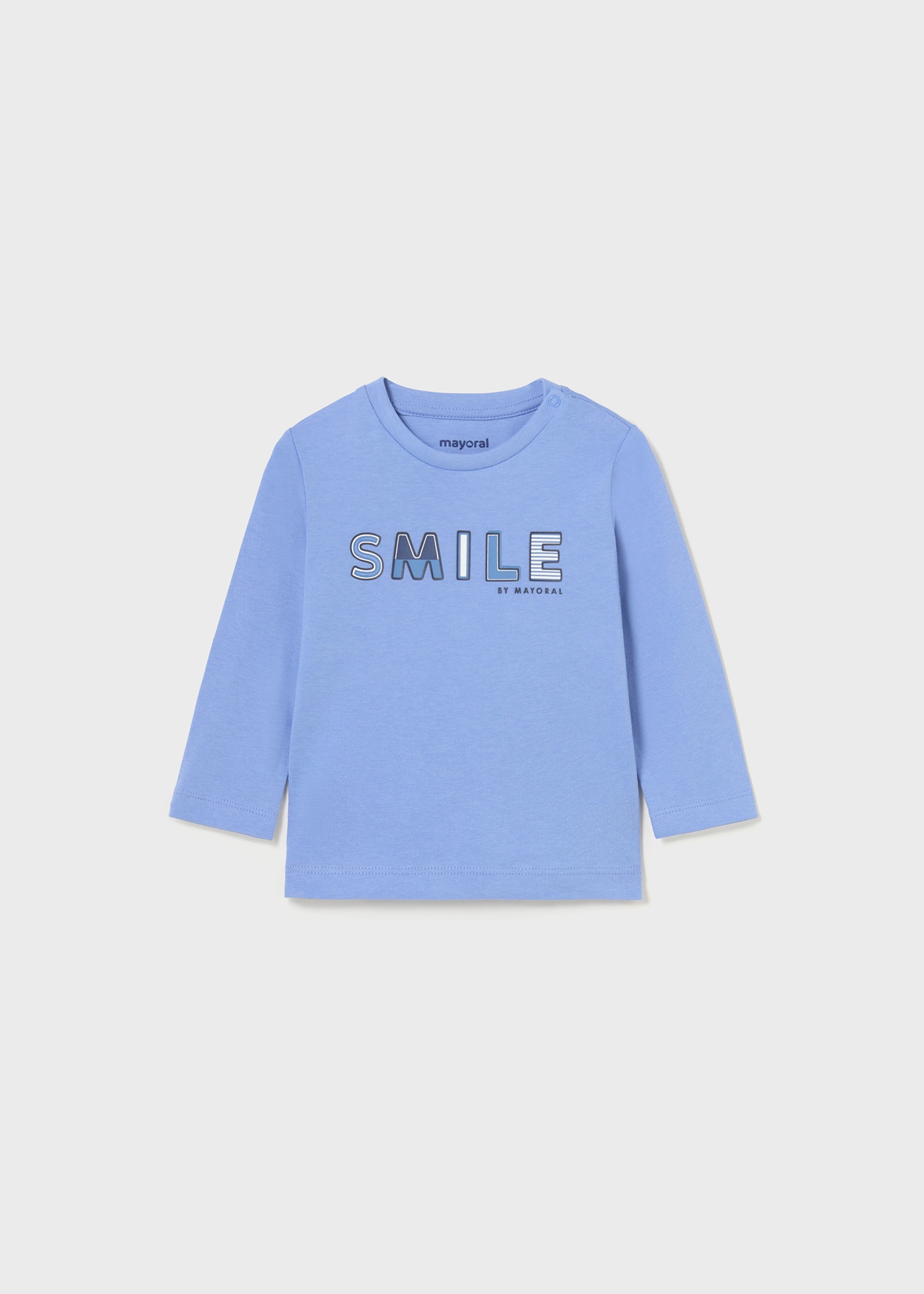 Camiseta infantil Better Cotton com letras