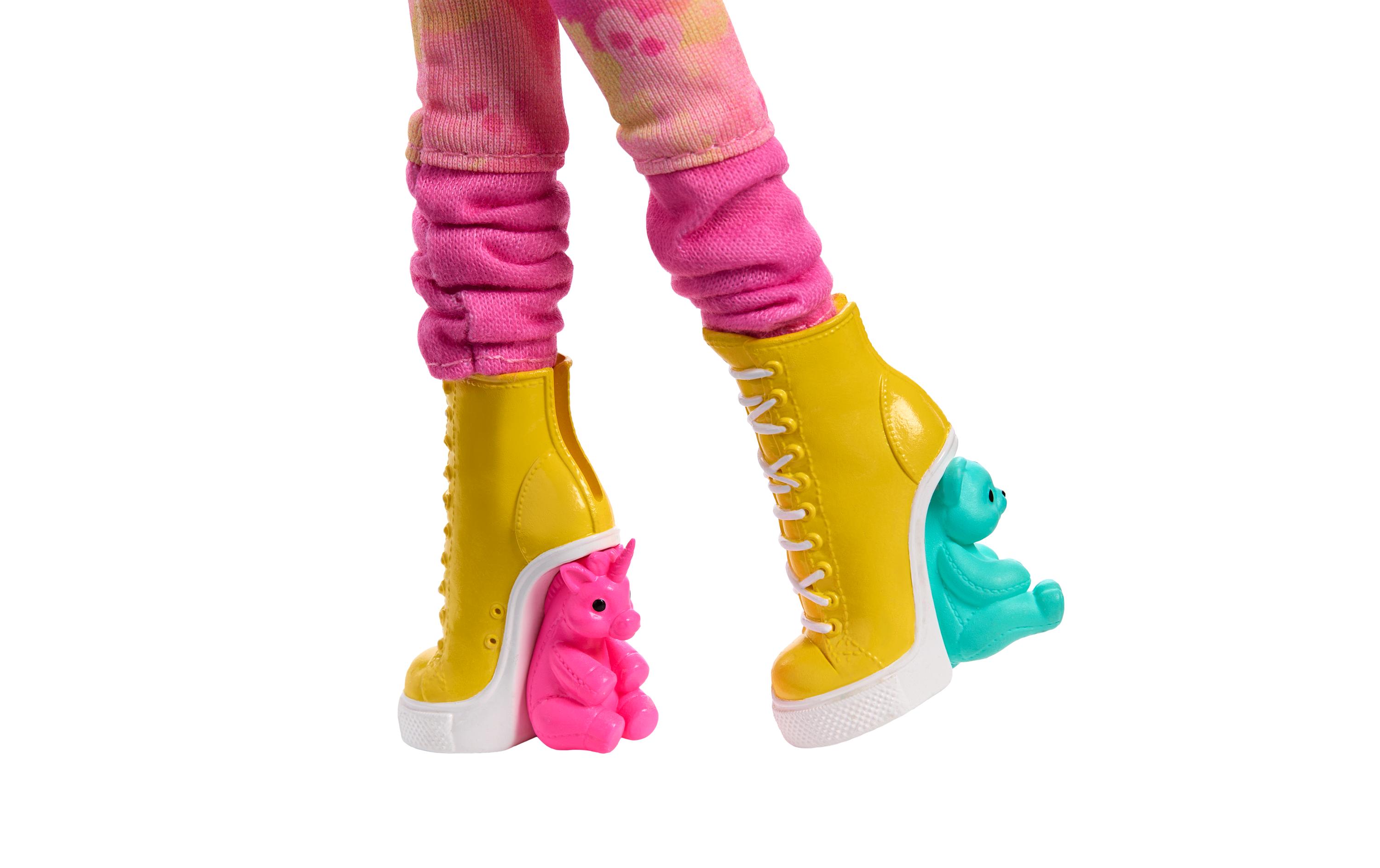 Puppe Monster High Wednesday Enid SinclairSammelfigur mit Baskenmütze und Rucksack