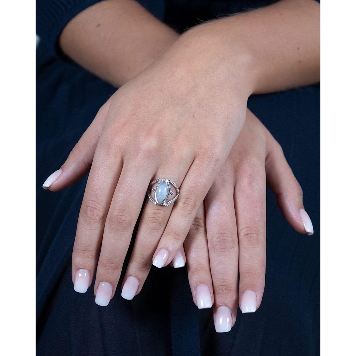 Bague Argent Massif 925 avec Pierre de Lune en Forme d'Amande - Féminité et Délicatesse | Aden