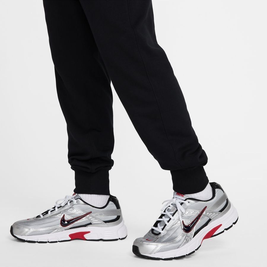 Nike Club