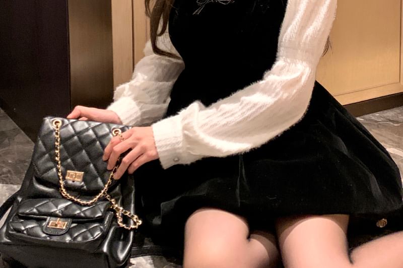 ANORA - Mini A-lijn jurk met vierkante hals en strik van fluweel / Blouse met lange mouwen en volantrand