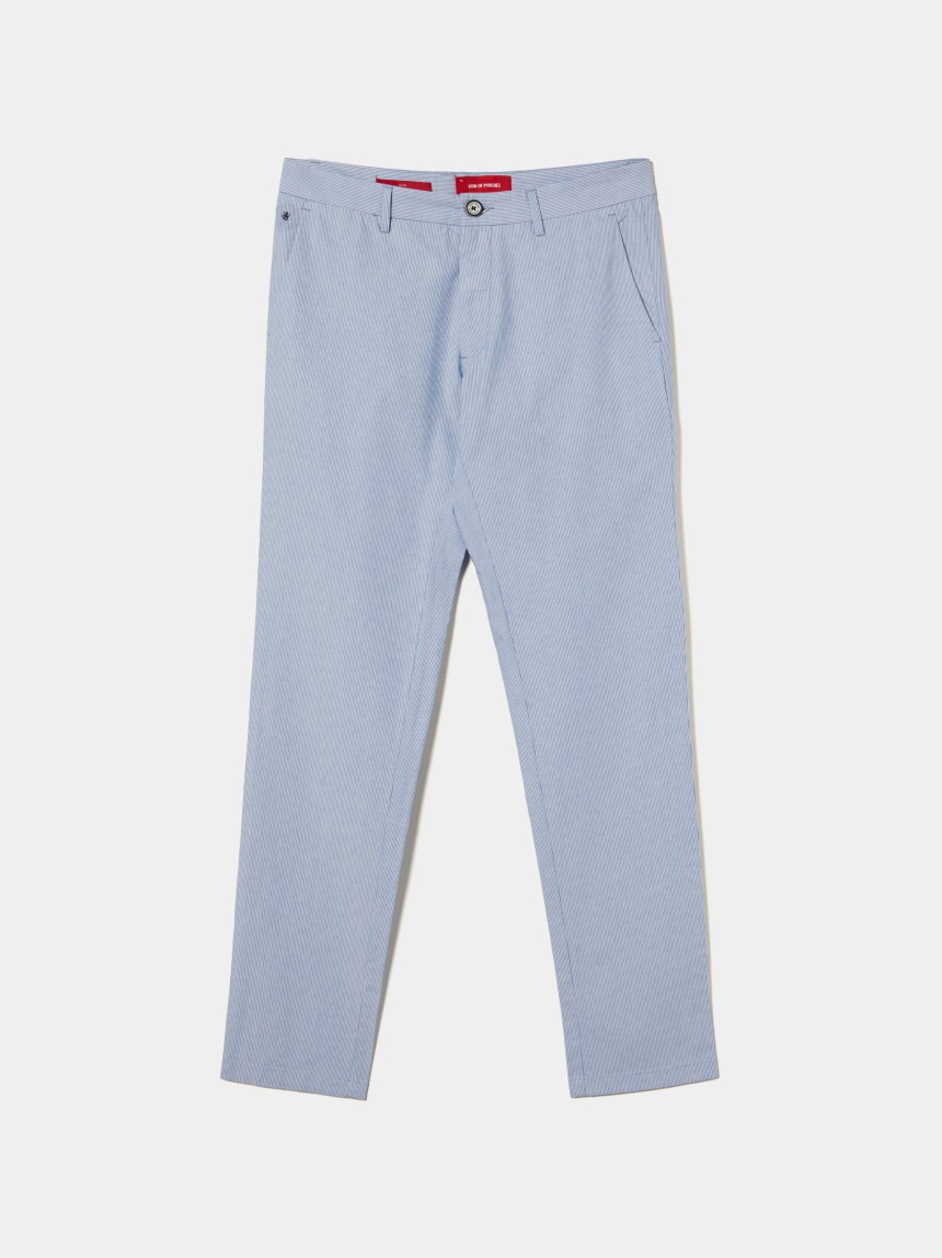 Calças chino slim fit padrão de riscas