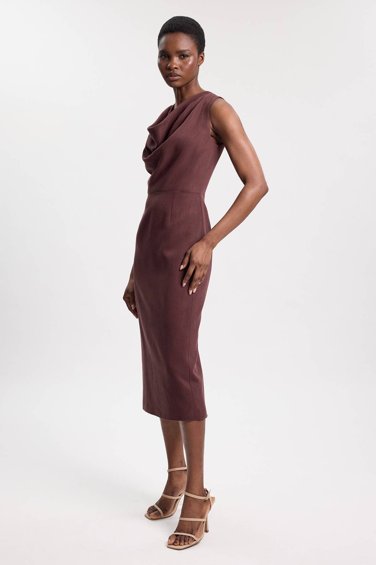 KarenMillen Robe Midi Ajustée En Mélange Tencel Avec Col Drapé