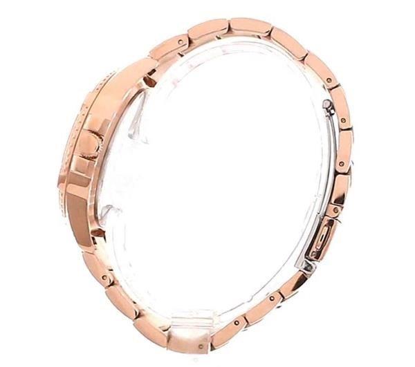 Guess Stainless Steel Fashion Analogue Quartz Watch