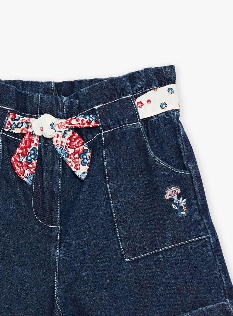 Short large en denim bleu foncé