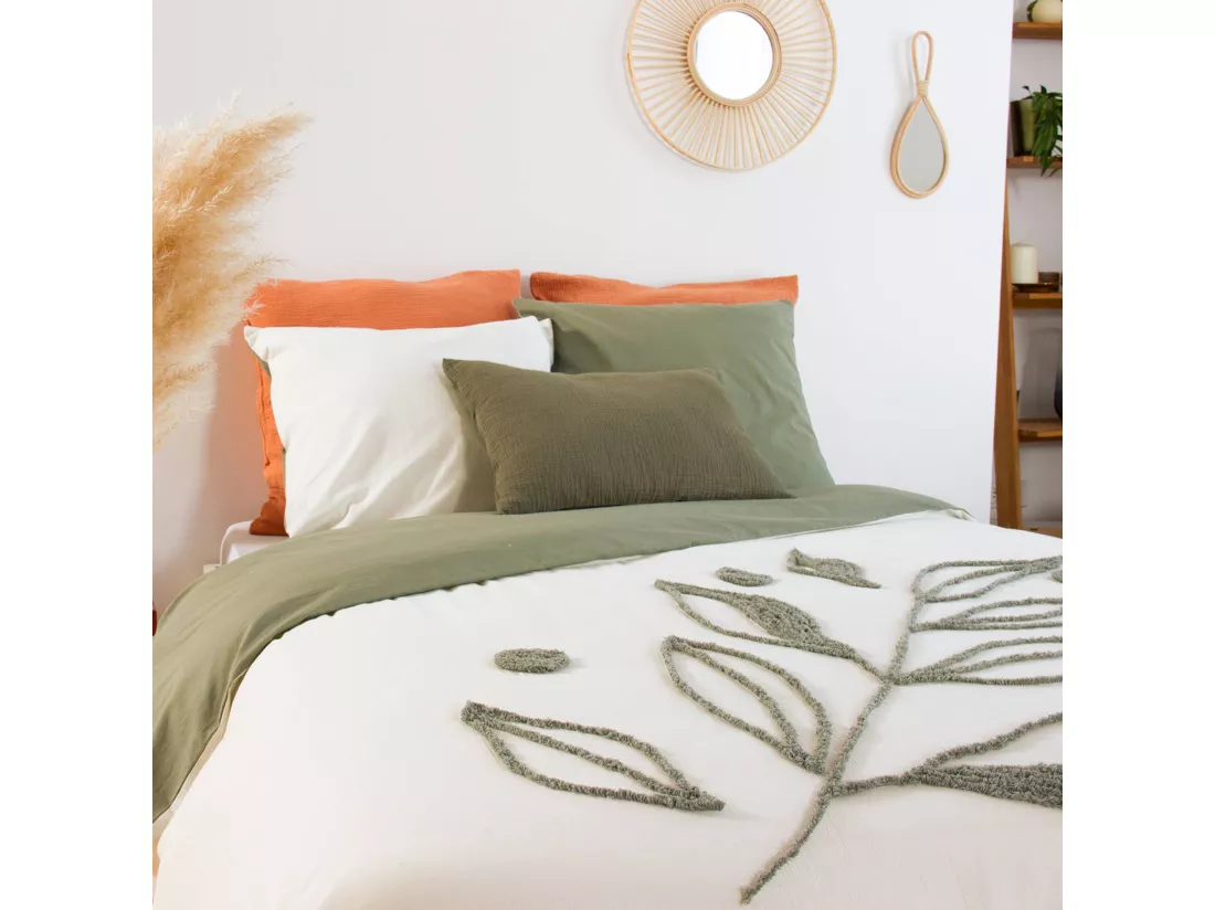 Parure de lit imprimé végétal blanc et kaki 260 x 240 cm en coton lavé