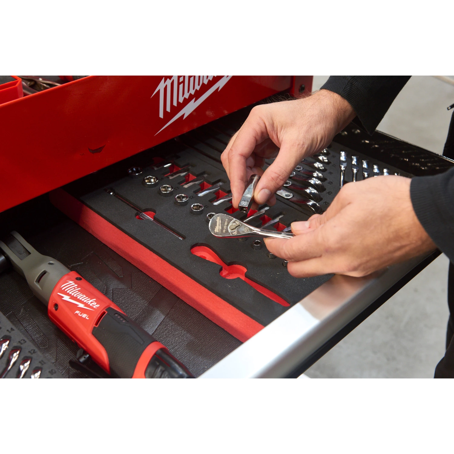 Milwaukee 4932478856 Stalen gereedschapswagen - 40˝ / 102 cm