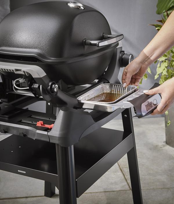 Weber Gasgrill Q1200N, ca. B105/H38/T44 cm