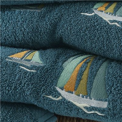Linge de toilette brodé bateaux - 450 g/m²