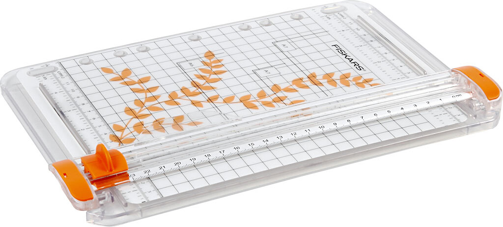 Fiskars - Skæremaskine - Surecut Paper Trimmer - 22X14,50 CM - 5446