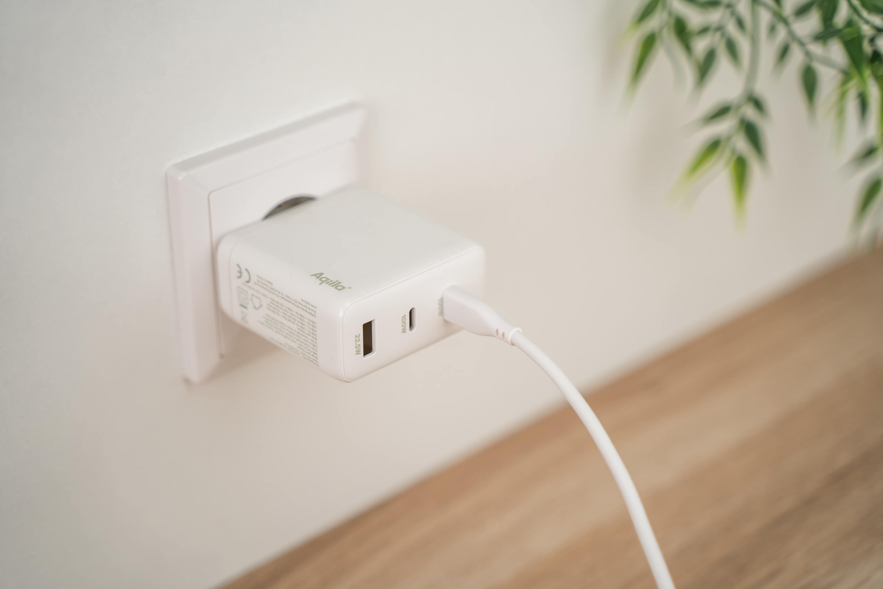 Aqiila Chargebird W4 120W 2xUSB-C/USB-A
