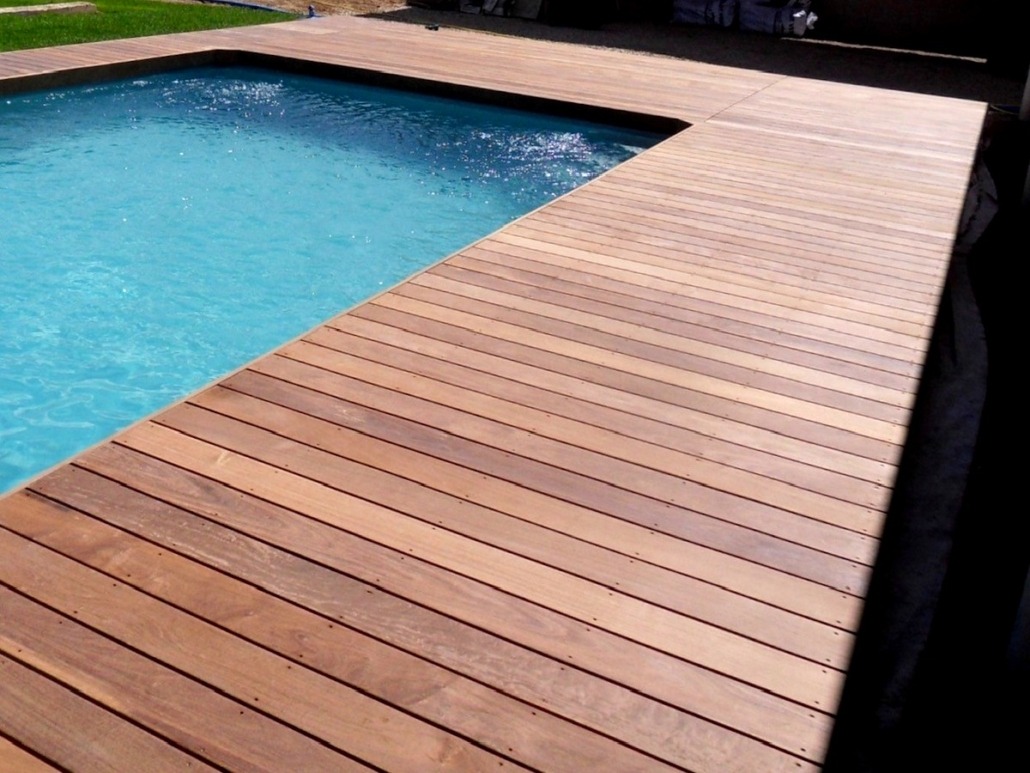 Pack complet 15m² lame de terrasse ipe lx1550mm avec lambourde, vis, cale de ventilation, plot pvc et bande bitumineuse