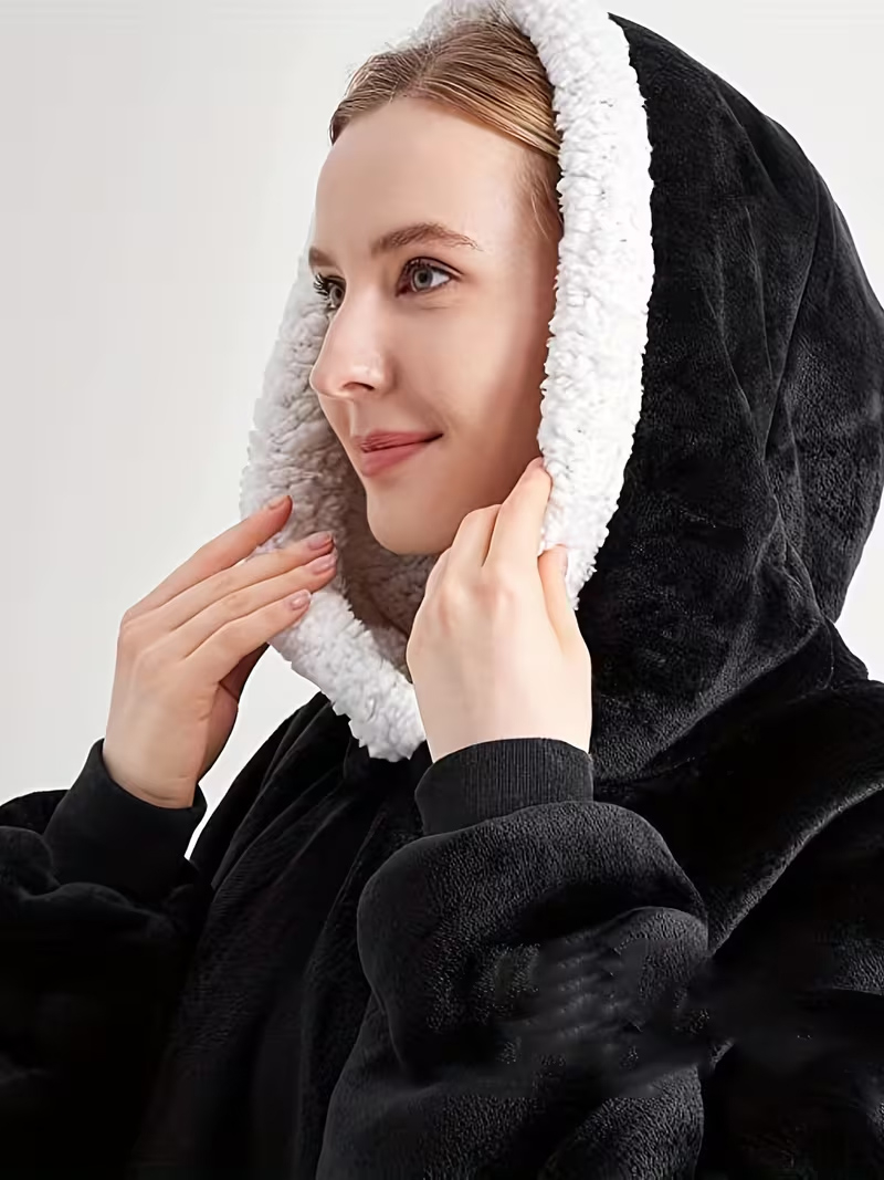 (150cm) Oversized Pullover Kuschel Decken Sweater Langer Hoodie mit 2 Seitentaschen (One Size) - Schwarz