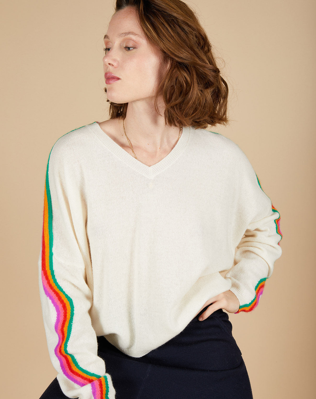 Cashmere Tribu Pull poncho 100% Cachemire Wimbow col V à bandes manches blanc cassé