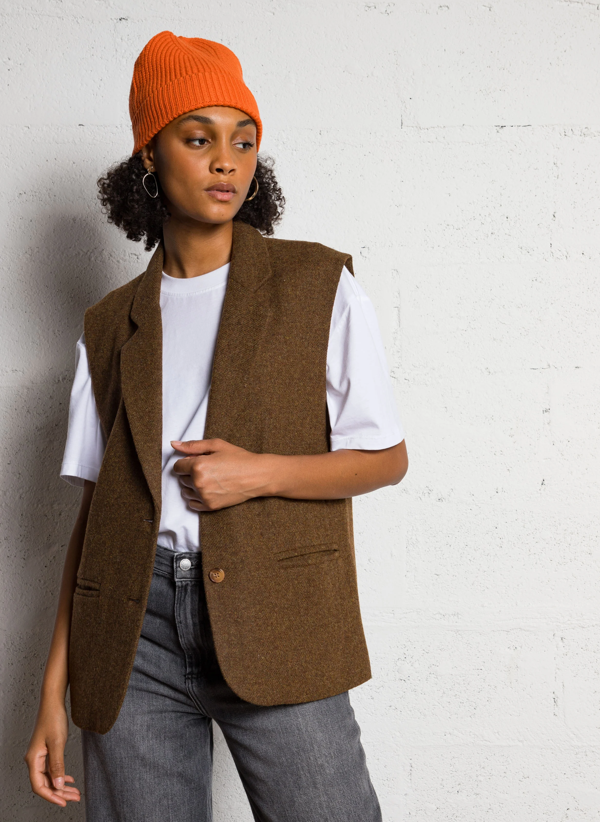 LARA - Veste de tailleur sans manches en laine mélangée | Marron