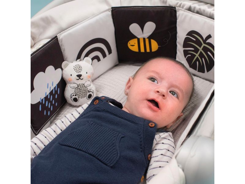 TAF-TOYS Spielbuch Savannah Black & White 0M Ein doppelseitiges, weiches und knisterndes Babybuch