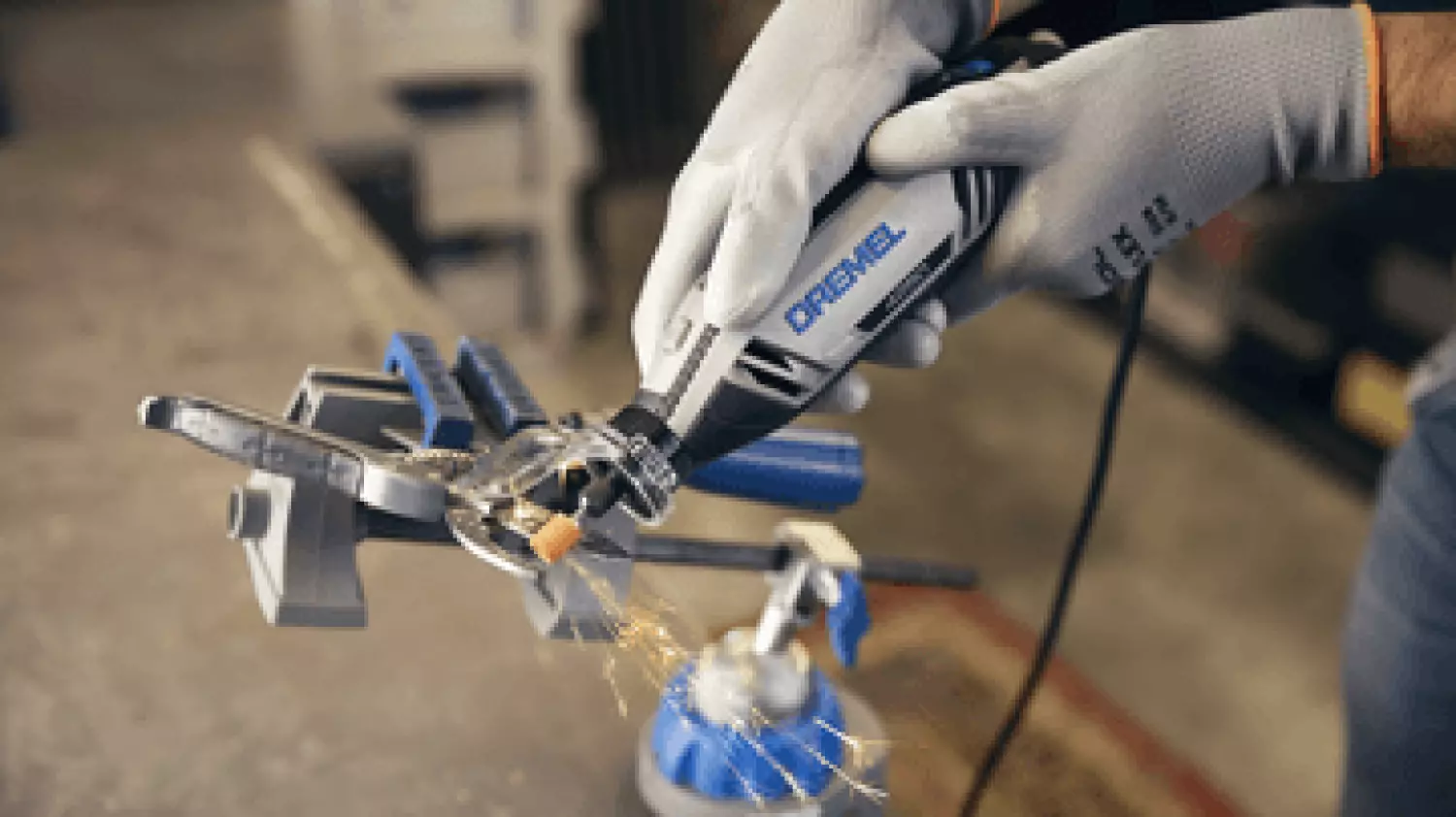 Dremel 4250-3/45 Multitool incl. 45-delige accessoire set in koffer