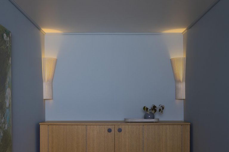 Secto Design Secto Small 4237 wandlamp hoek walnoot